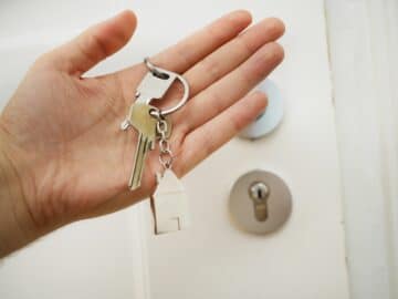 entrée dans son logement halpades